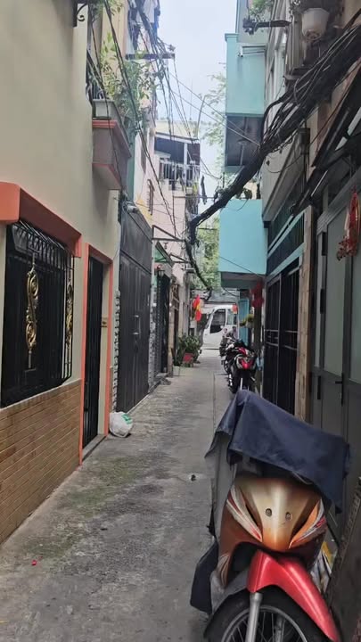 Nhà Phường 9 Quận 3 - 17m² Hướng Đông Nam, Giá 3.8 Tỷ