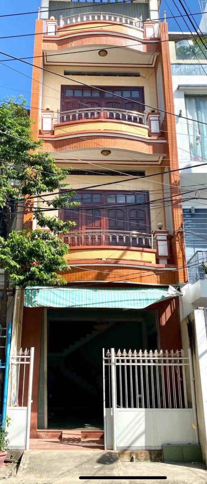 Nhà Mặt Tiền Chu Văn An - Nha Trang 68m², 4 Tầng, Thang Máy - 13.5 Tỷ