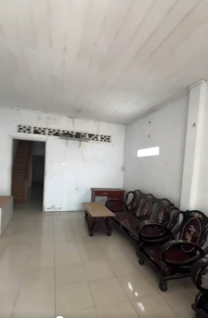 Nhà Cấp 4 Gác Lửng 80m² Đường 6, Long Trường, TP. Thủ Đức - Giá 4 Triệu