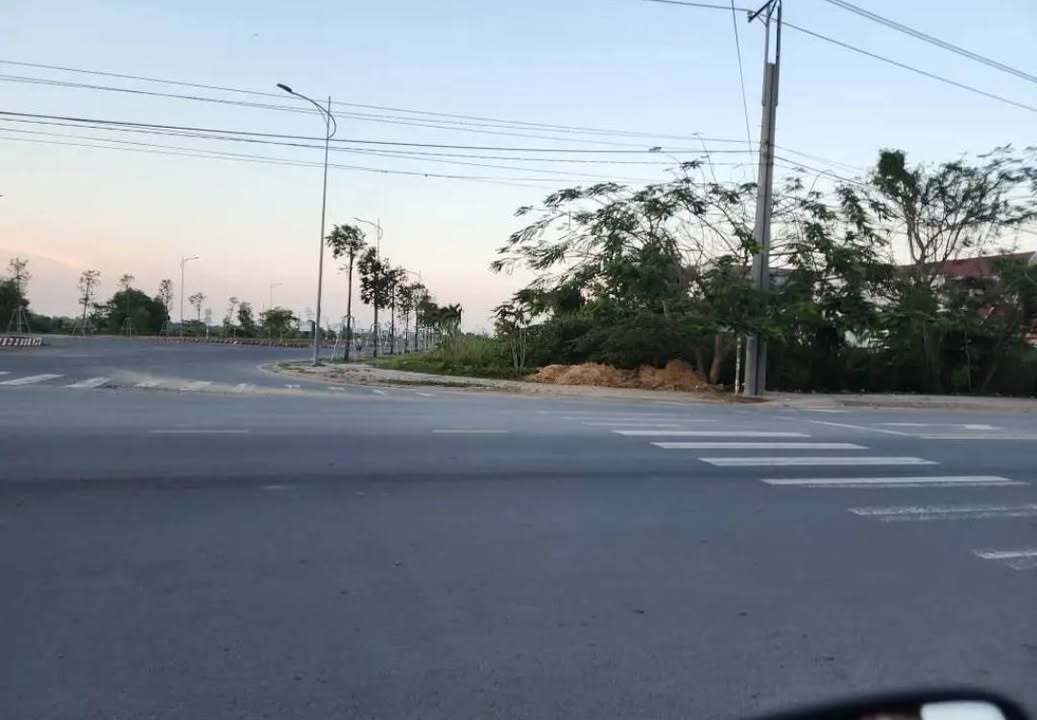 Đất Nền Mạc Đĩnh Chi, Sóc Trăng - 384m² Thổ Cư, Ngay Ngã 3 Lớn - Giá 5 Tỷ