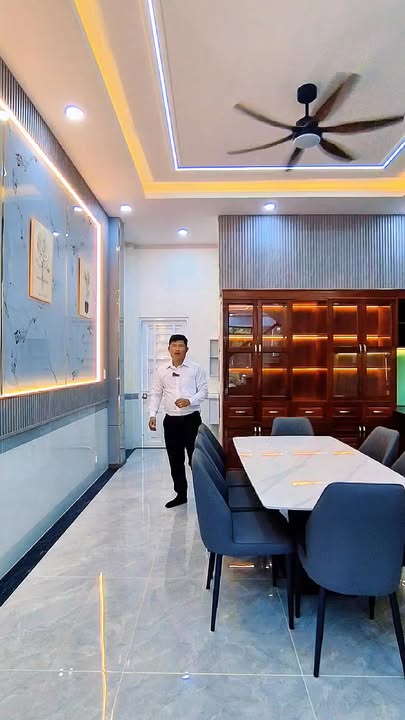 Nhà Phố Dĩ An 67m² - 3 Lầu, 4PN - Giá 5.95 Tỷ