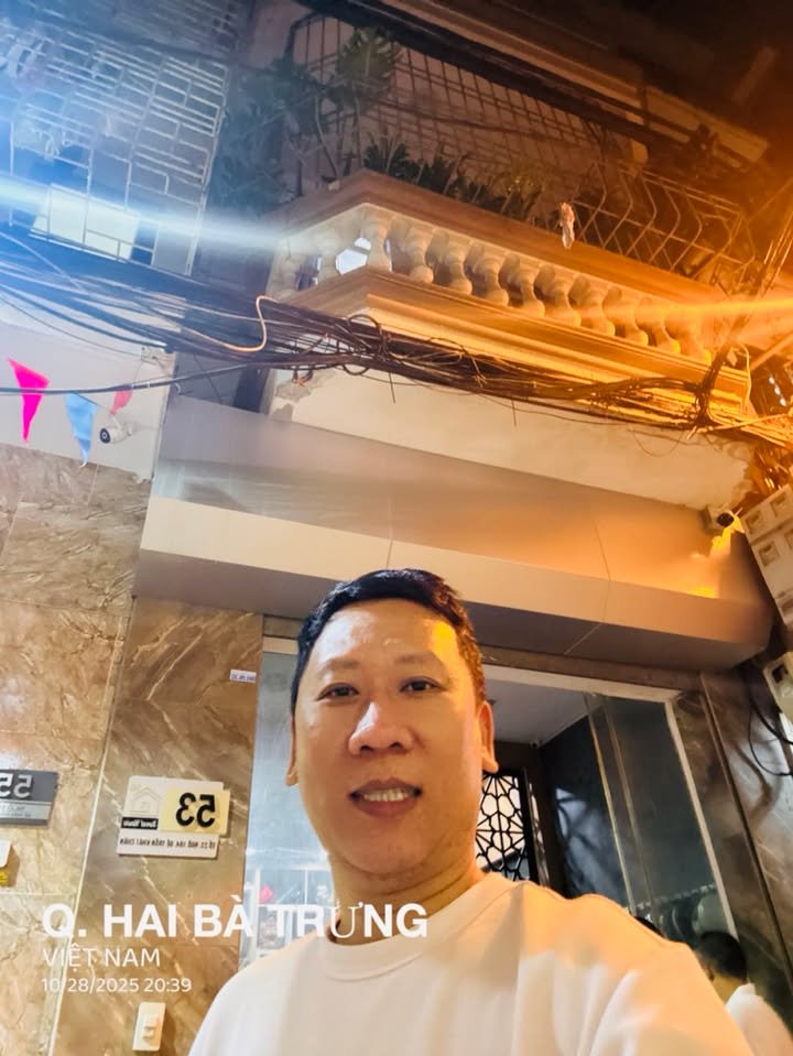 Nhà 45m² Đê Trần Khát Chân, Ô tô vào nhà, Sổ đỏ nở hậu - Giá 13.3 tỷ