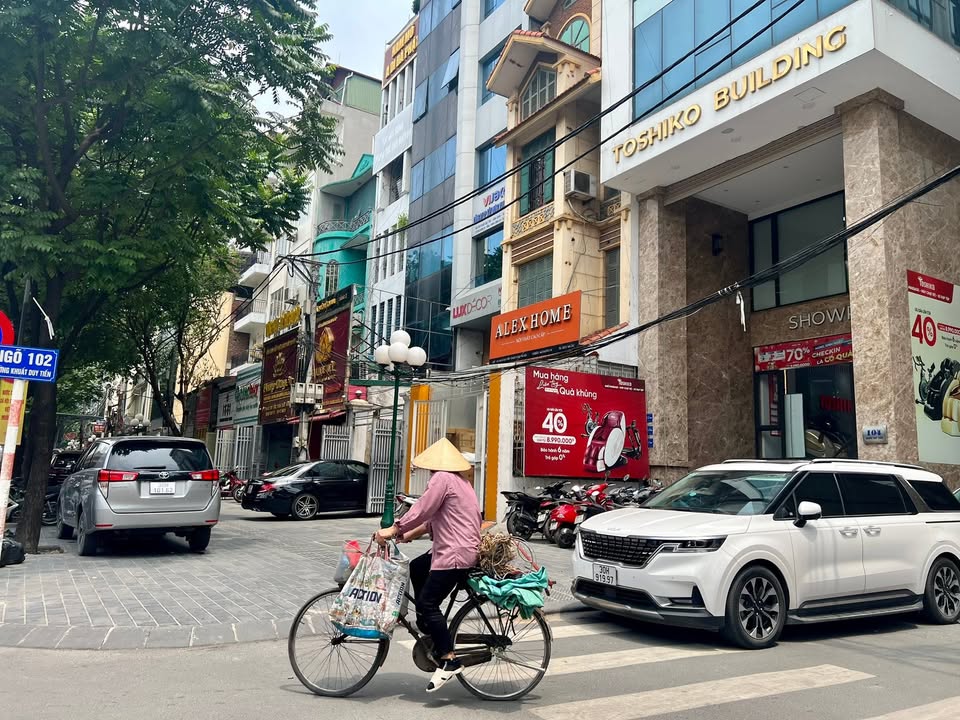 Mặt Tiền Khuất Duy Tiến 50m² Giảm Sốc 2 Tỷ - Kinh Doanh Đỉnh Cao