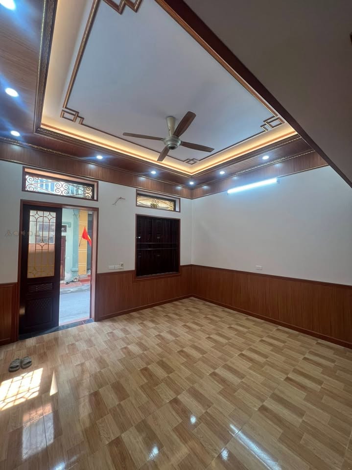 Nhà 2 Tầng Phường Thanh Bình, Ninh Bình - 52m² Đường Ô Tô, Sẵn Ở Ngay!