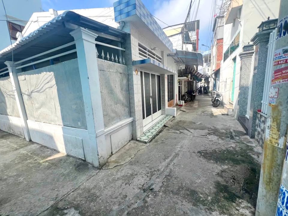Nhà 36m² Phường 2 Mỹ Tho - 2 Mặt Hẻm Giá 6xx Triệu