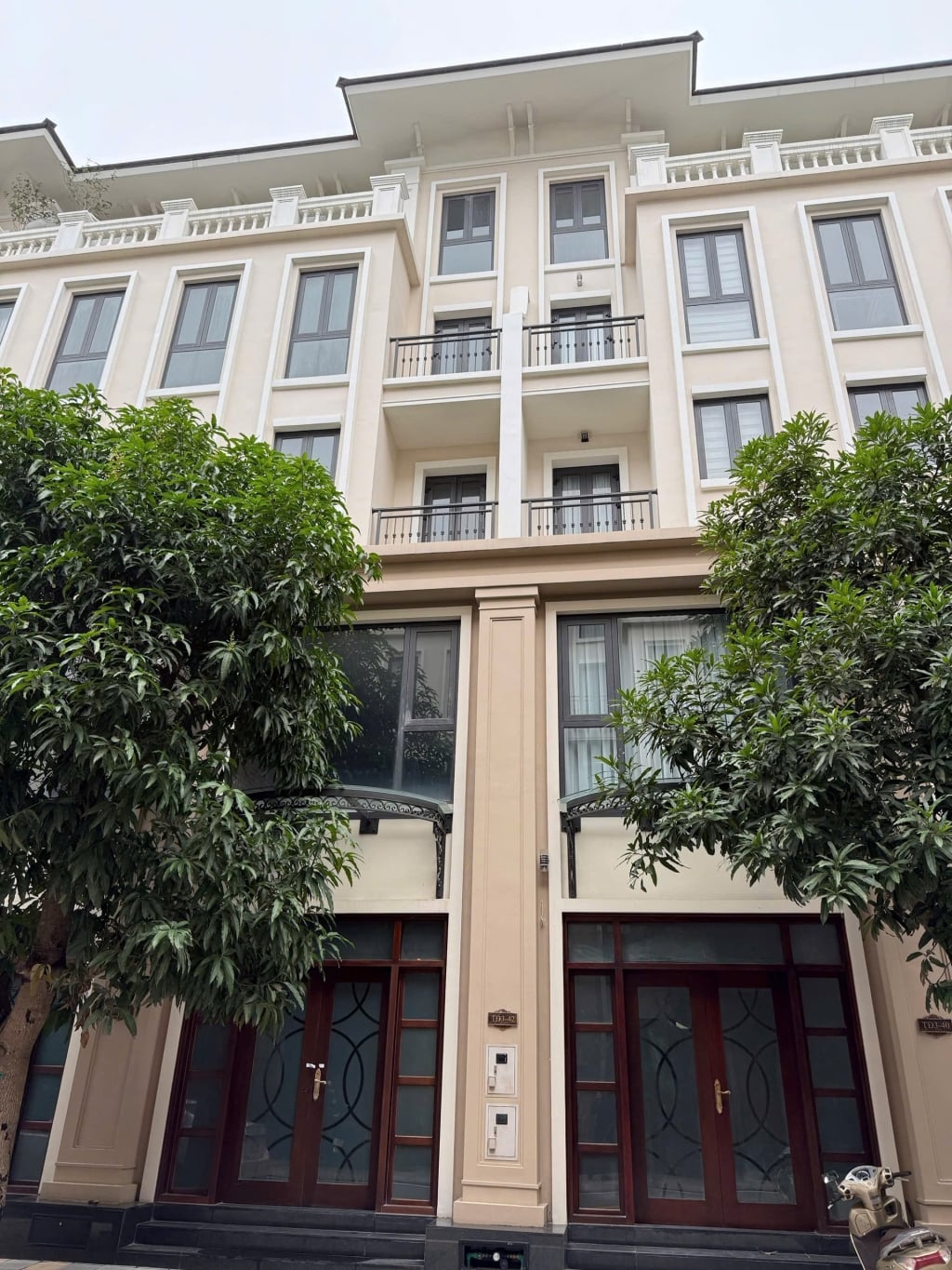 Liền kề Văn Giang 60m² 8 tỷ - Vị trí đẹp, sổ hồng sẵn!