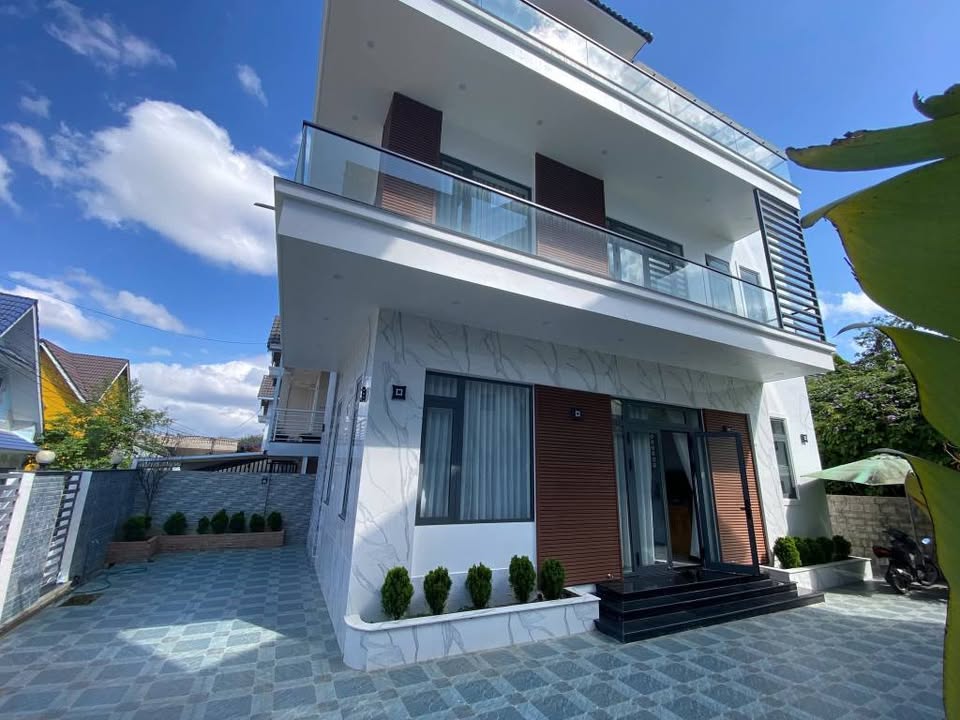Biệt thự Nam Hồ Đà Lạt 201m² - 4PN, View thoáng, Sẵn Sàng An Cư