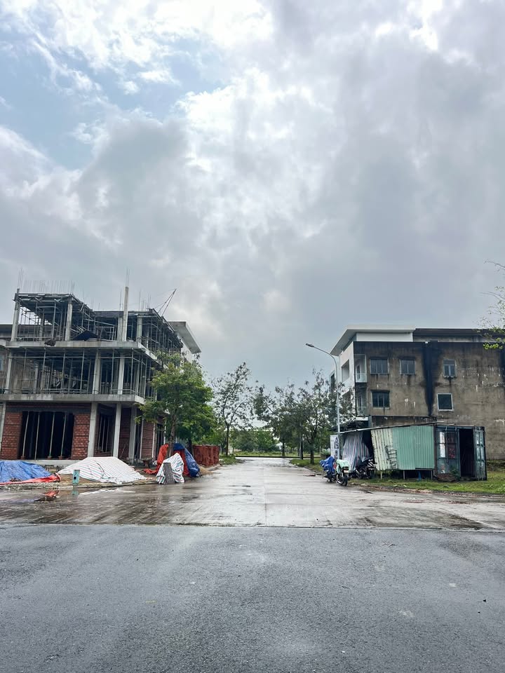 Bán Gấp Lô Góc Golden Hills 172m² - Kinh Doanh Đắc Lộc