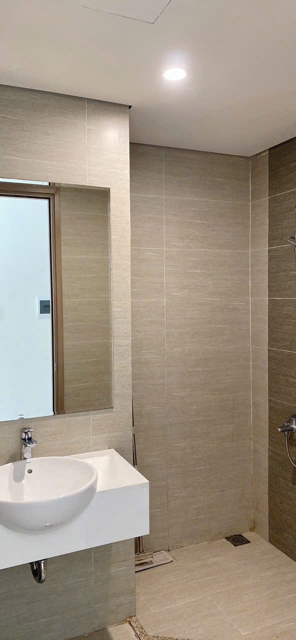 Bán Căn Hộ 67m² Vinhome Q9 - 3.1 Tỷ, Sổ Hồng Sẵn Sàng