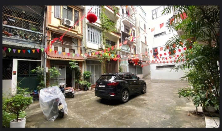 Bán nhà phân lô ô tô đậu cửa Phạm Văn Đồng, Bắc Từ Liêm - 37m² giá 7.9 tỷ