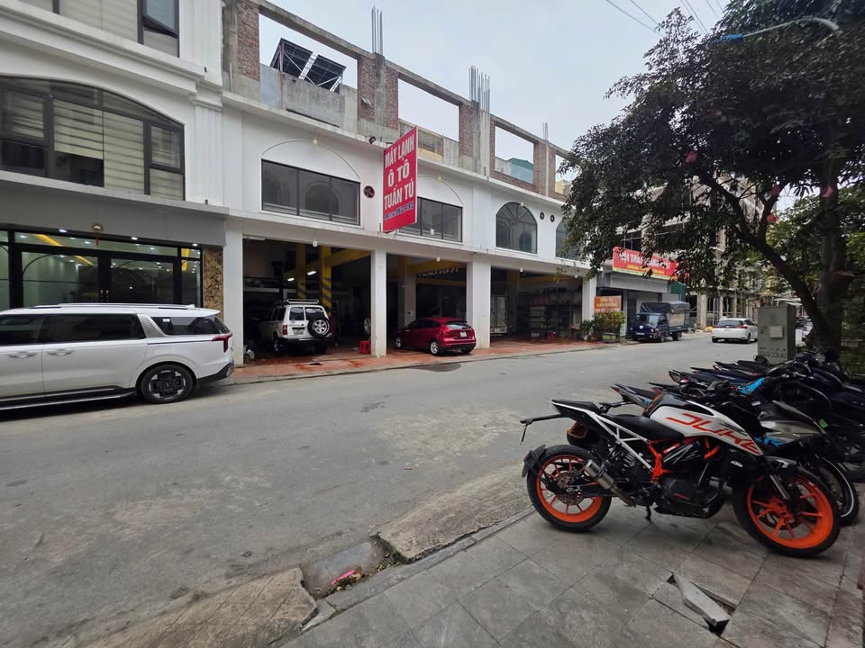 Biệt thự 130m² 2 mặt đường Đông Vệ, Thanh Hóa - Kinh doanh đỉnh cao