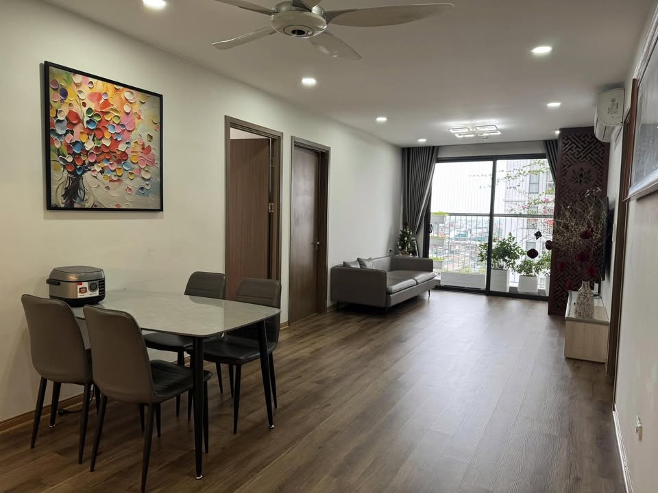 Bán gấp căn hộ 95m² K35 Tân Mai - 3PN, Full nội thất, Sổ đỏ chính chủ