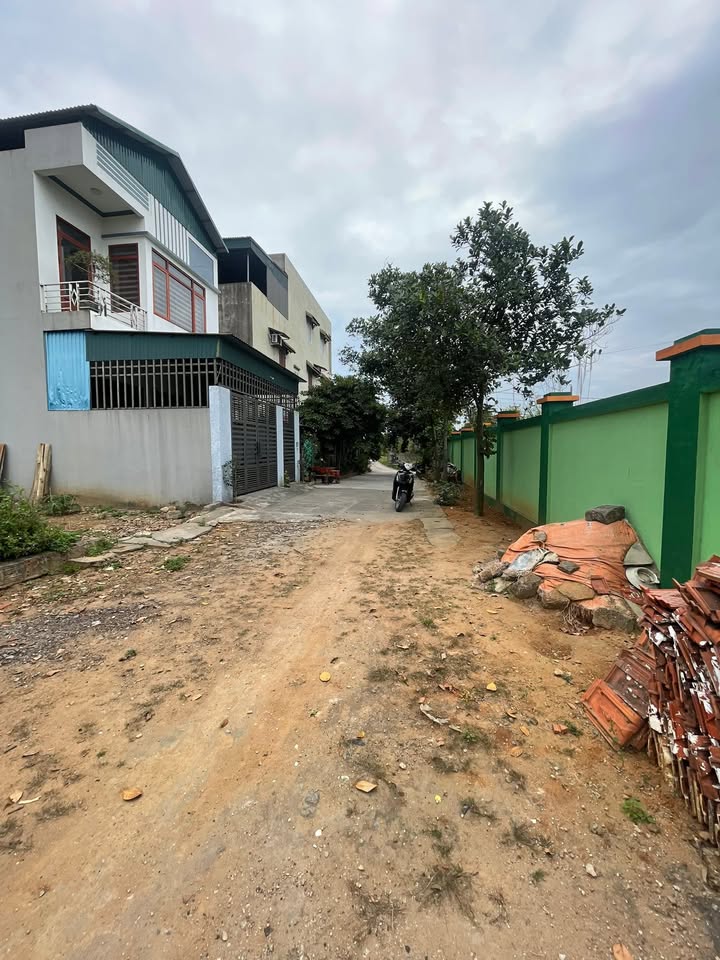 Đất Vĩnh Sơn Quảng Ninh 130m² - Sổ Đỏ Sẵn Sàng, Hướng Nam Mát Mẻ