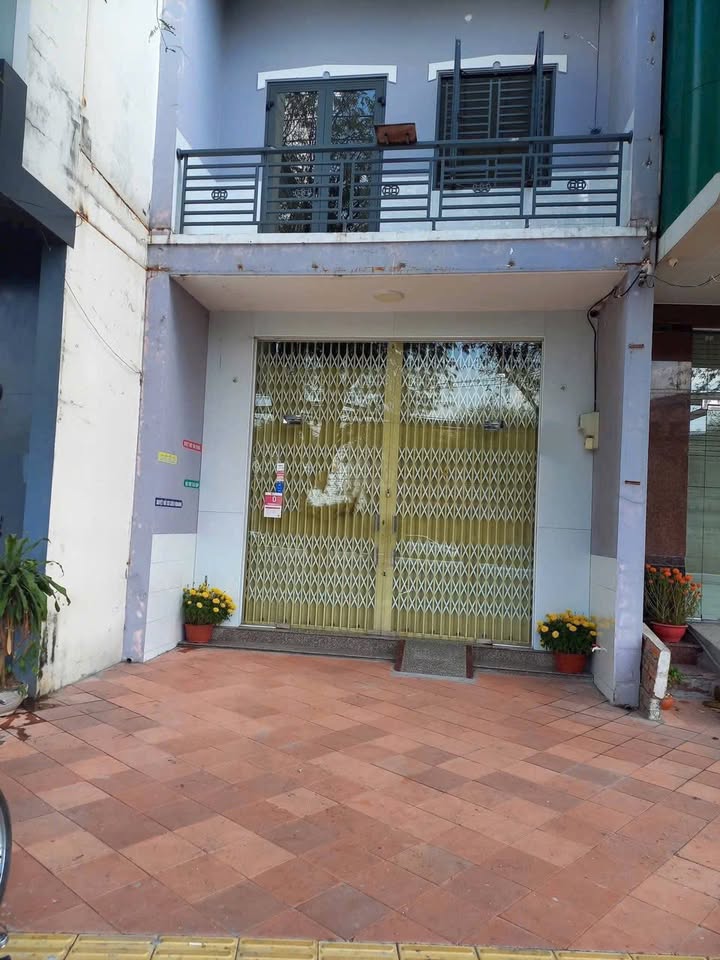 Nhà Trệt Lầu Mặt Tiền 30/4, Ninh Kiều, Cần Thơ - 19 Triệu/Tháng, Kinh Doanh Sầm Uất