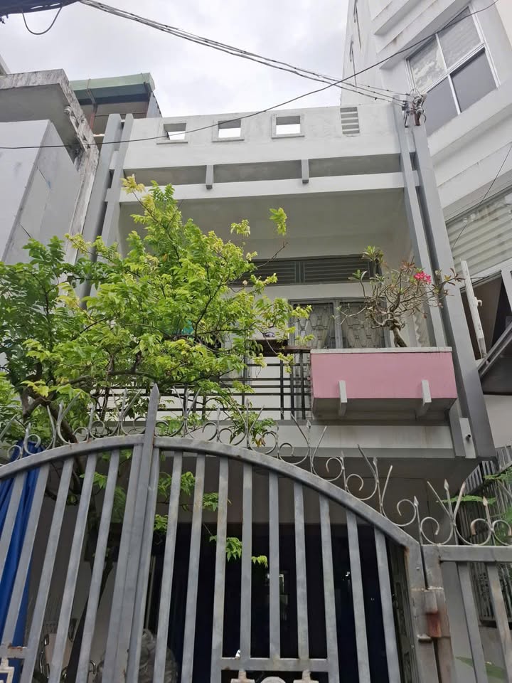 Nhà 118m² Hẻm 14 Lý Tự Trọng, Ninh Kiều - Sổ Hồng Hoàn Công, Giá Tốt