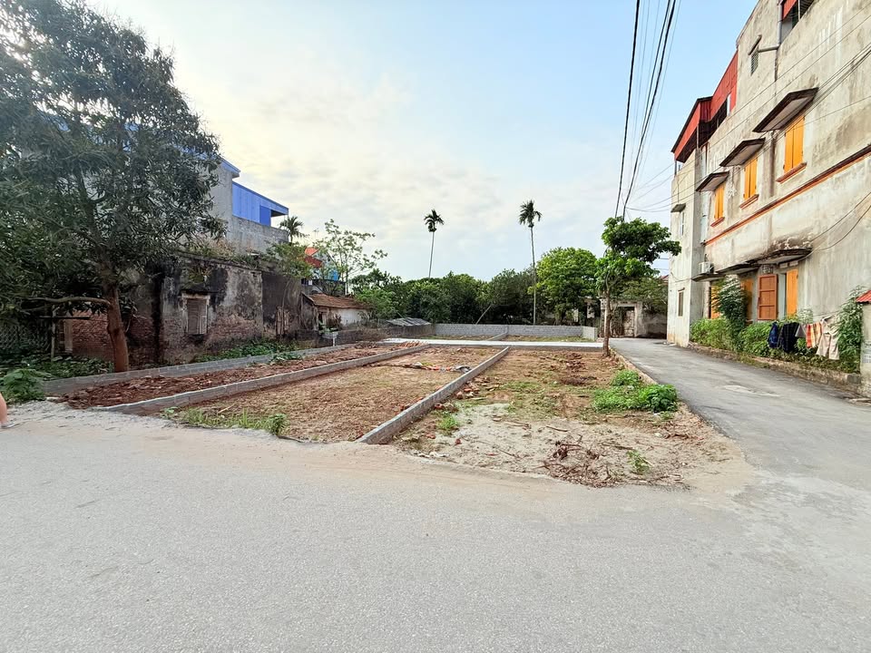 Đất Nền Hưng Yên 70m² - Ngõ Ô Tô, Sổ Đỏ Sẵn Sàng - Giá 2 Tỷ