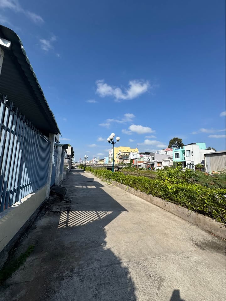 Bán Đất Vĩnh Long 155m² - Hai Mặt Tiền Bờ Kè, Lộ Ô Tô Phường 4