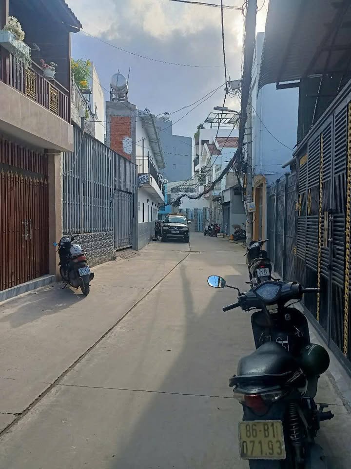 Nhà Trọ 140m² Phường Tân Thuận Tây, Quận 7 - Dòng Tiền Cao, Giá Tốt