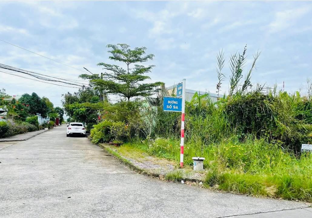 Bán Nền Góc Hoàng Tâm, Cà Mau - 322m² Sẵn Sàng Xây Dựng & Kinh Doanh