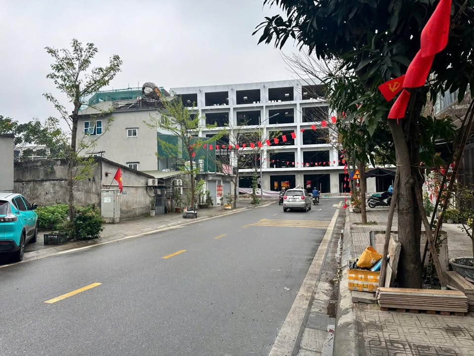 Đất Kinh Doanh Mặt Tiền Trâu Quỳ, Gia Lâm - 85m² - Vỉa Hè Rộng