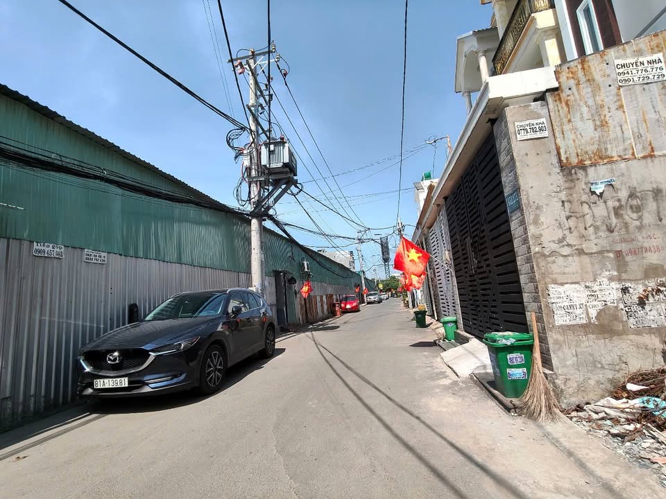 Đất 68.3m² góc 2 mặt tiền Quốc Lộ 13, Thủ Đức - Sổ riêng, giá 6.7 tỷ