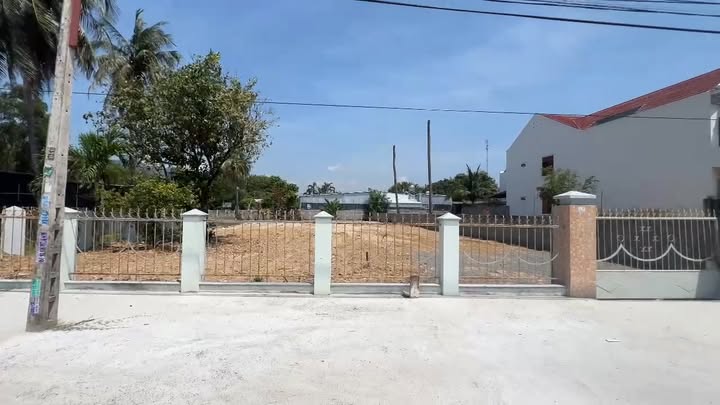 Mặt bằng Hùng Vương Cam Ranh 800m² - Mặt tiền kinh doanh