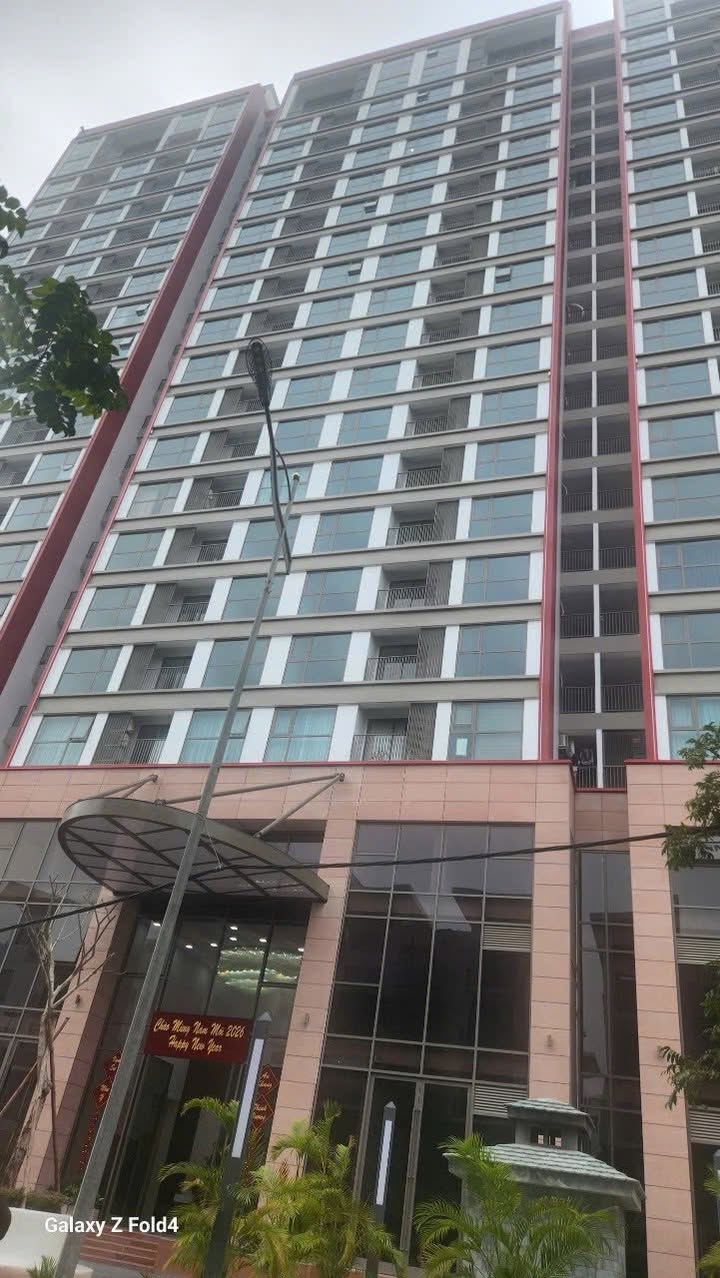 Shophouse Khai Sơn Long Biên 198m² - Mặt tiền 12.4m, view chung cư, sổ đỏ lâu dài