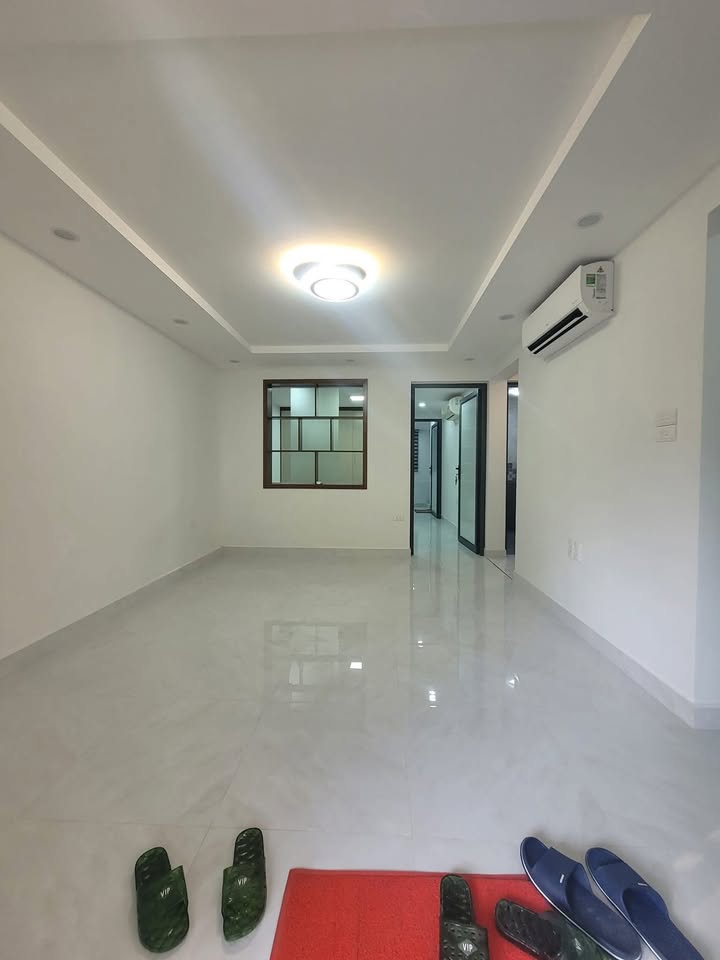 Bán Gấp Căn Hộ Tập Thể Thành Công, Ba Đình 80m² - Sổ Đỏ Chính Chủ