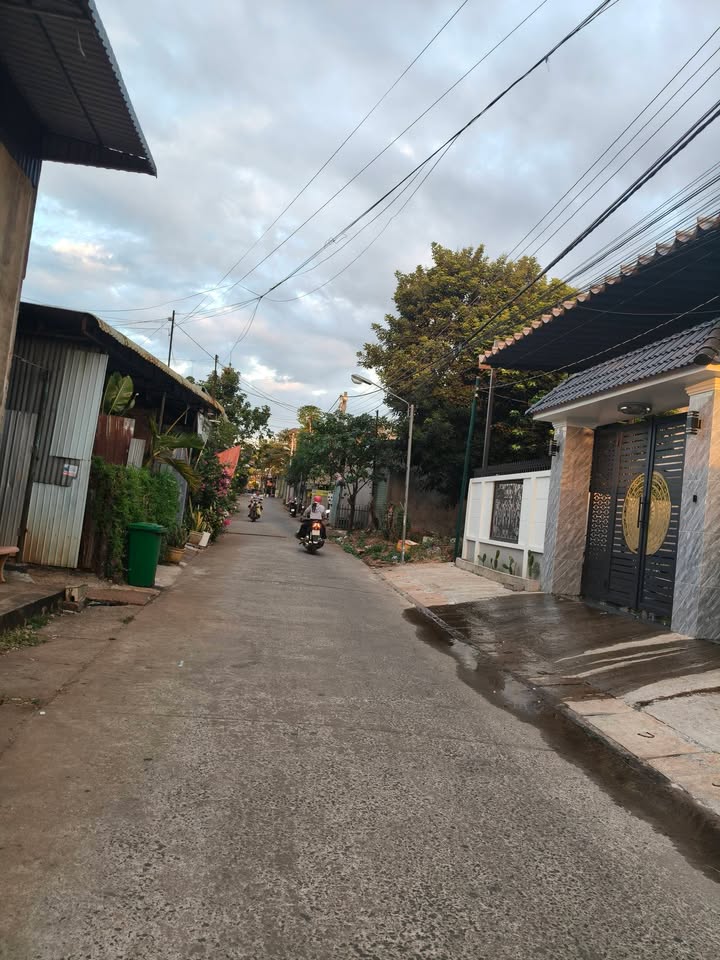 Đất Phường Phước Bình 336m² 3,2 tỷ - Sổ đỏ chính chủ