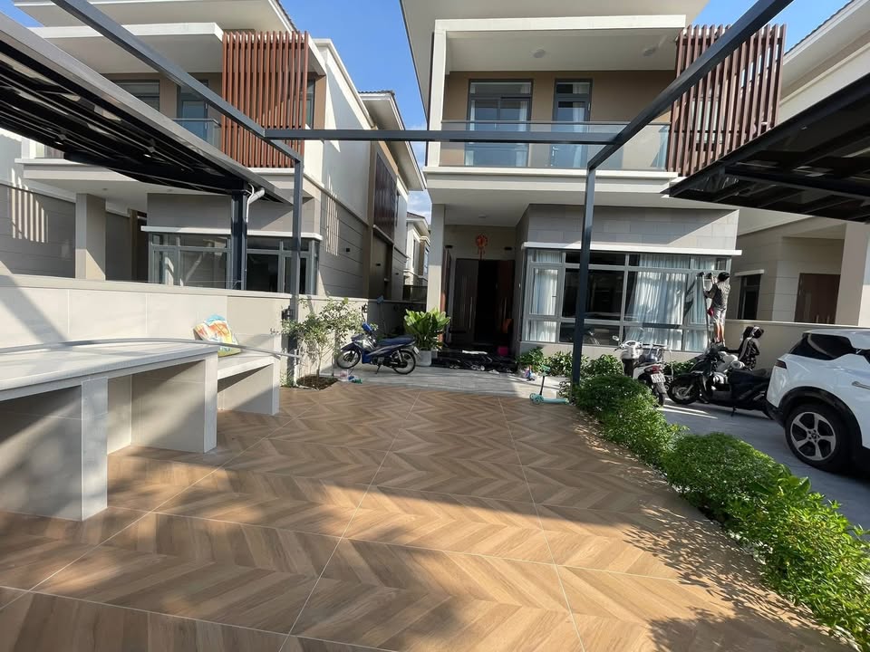 Cho thuê Biệt thự SUNCASA CENTRAL 250m² - 4PN, view Công viên - 45 Triệu/Tháng