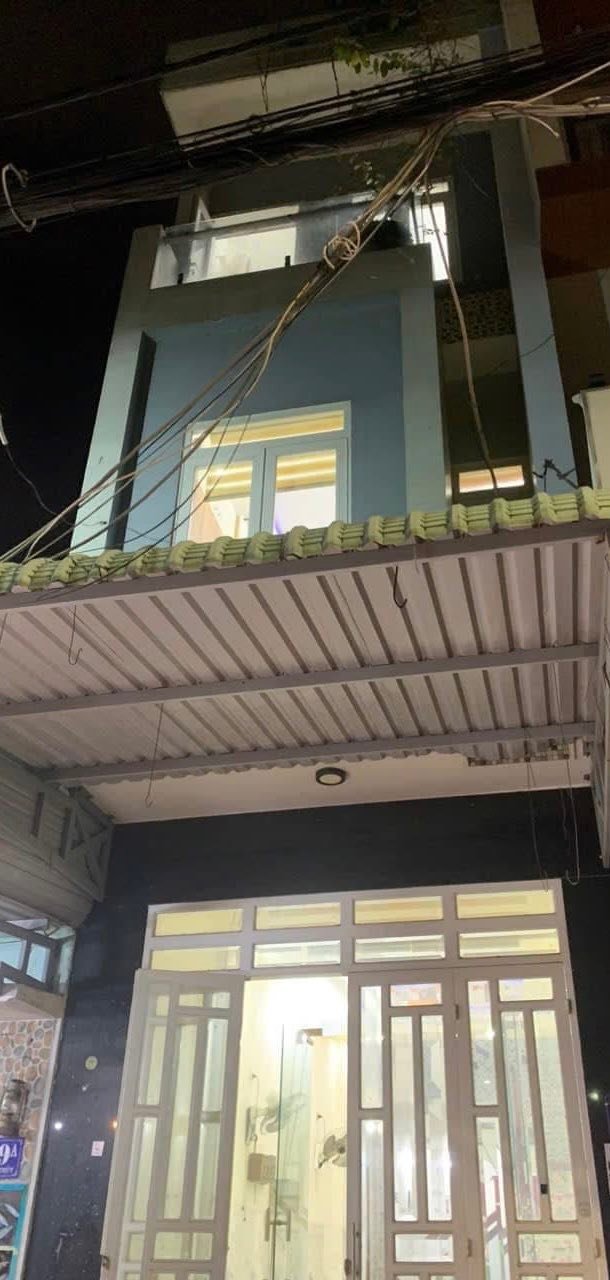 Cho thuê nhà mặt tiền Xuân Thủy, Quy Nhơn - 3PN, Kinh doanh đa ngành