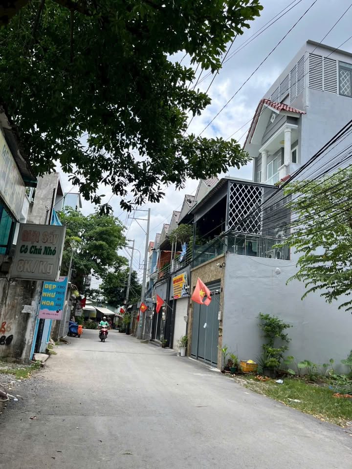 Đất Võ Văn Hát Thủ Đức 128m² 8.6 tỷ - Sổ đỏ chính chủ