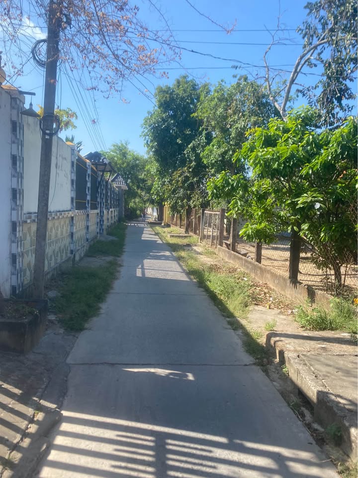 Nhà 204m² Càng Long, Trà Vinh - Giá 1.25 Tỷ, Gần Chợ, Sân Ô Tô