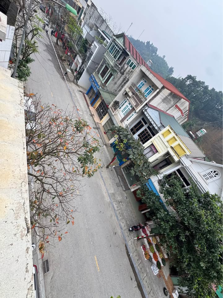 Nhà 3 Tầng Mặt Tiền Kim Đồng - Yên Bái, 94.3m², Kinh Doanh Đỉnh Cao