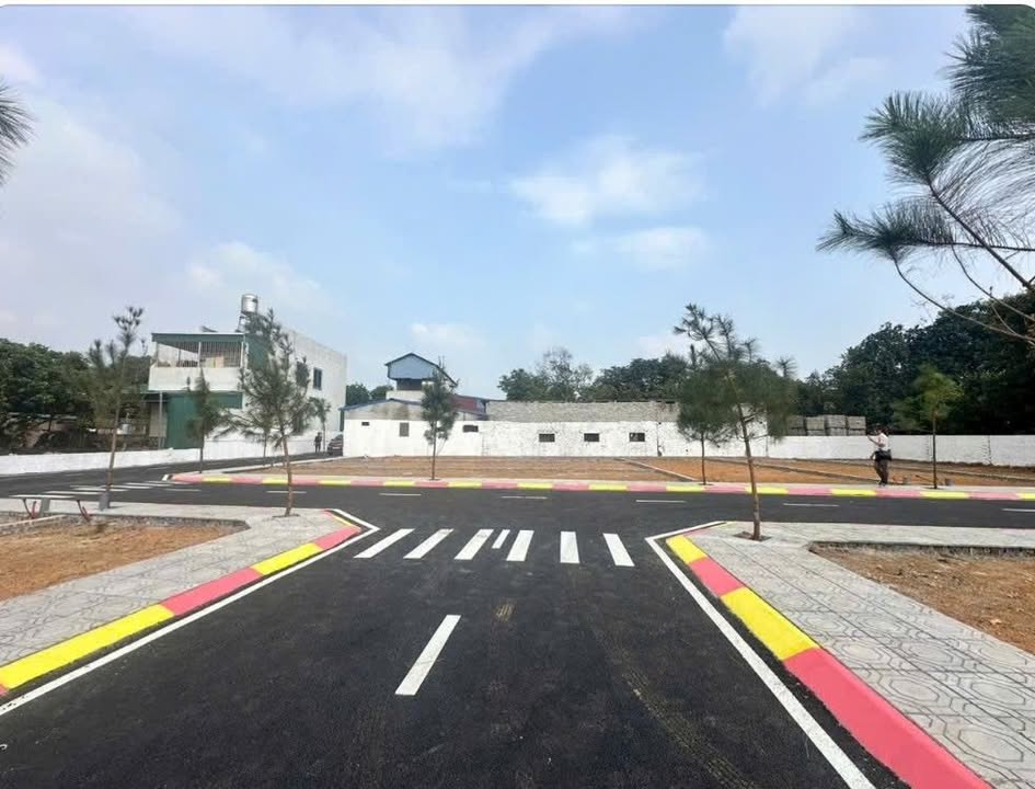 Đất nền Kim Lập, Hoà Lạc 100m² - Sổ đỏ thổ cư, ô tô vào đất