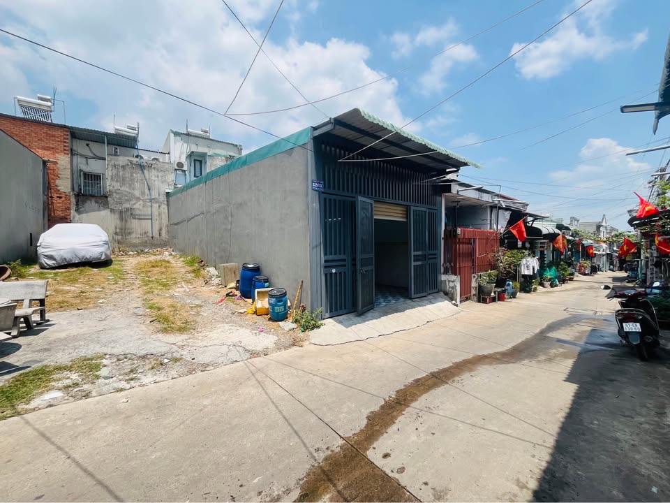 Nhà 75m² Đường Ô Tô - Dĩ An, Bình Dương - Giá 1.3 Tỷ