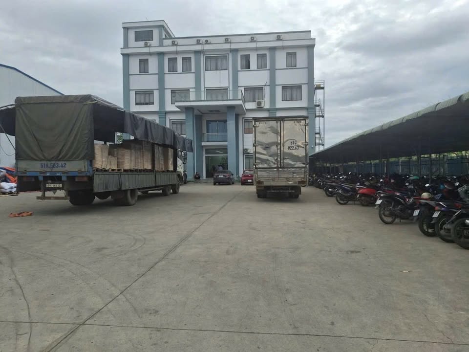 Cho thuê Xưởng KCN Bình Dương 12.300m² - Sẵn sàng hoạt động FDI