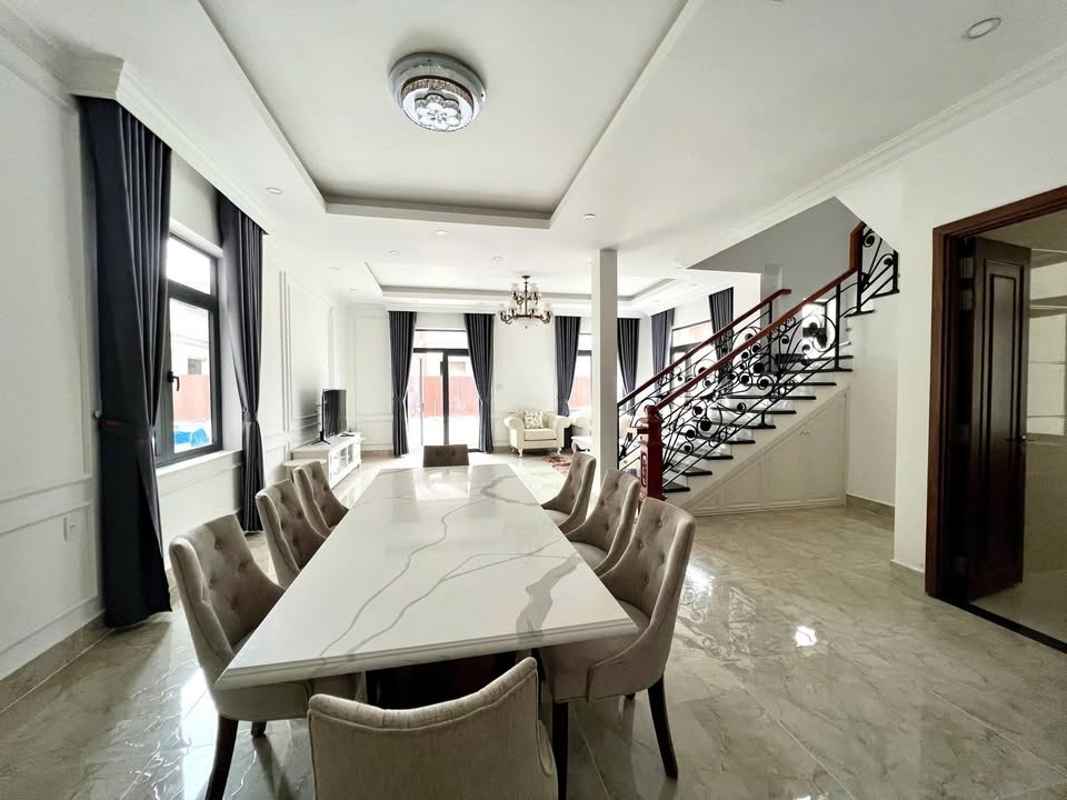 Cho thuê Villa Mănglin Đà Lạt 5PN - Giá 18 Triệu/Tháng
