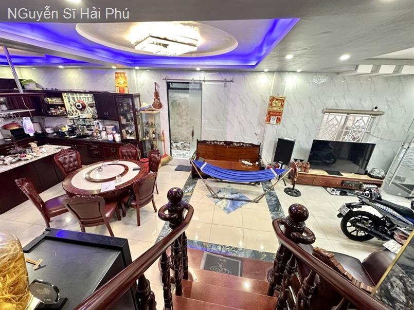 Biệt Thự 3 Tầng Phan Văn Hớn, Q12 - 380m² Nở Hậu, Sân Vườn Rộng