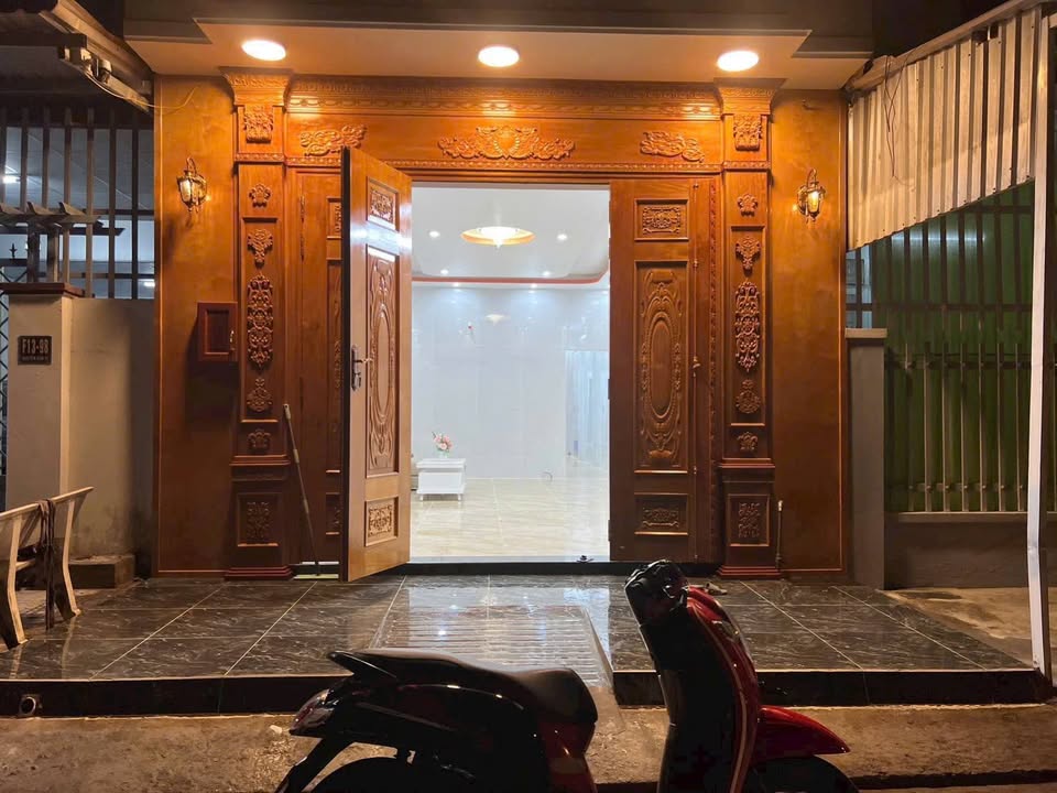 Nhà Mặt Tiền Nguyễn Văn Tố, Phú Quốc - 100m² Sổ Hồng Hoàn Công