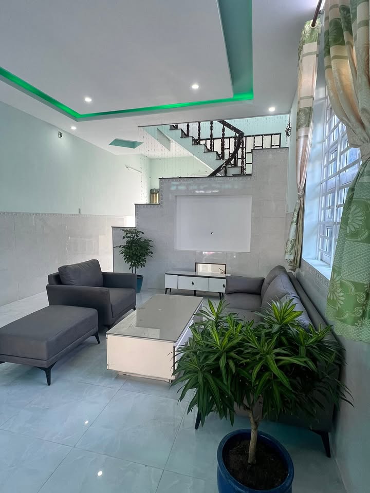 Nhà 1 Trệt 1 Lầu Gò Dầu 95m² - 1.3 Tỷ, Gần Chợ, Sổ Hồng