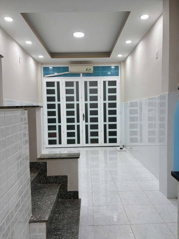 Nhà Cho Thuê Trần Đình Xu Quận 1, 24m² - Giá 10 Triệu/Tháng