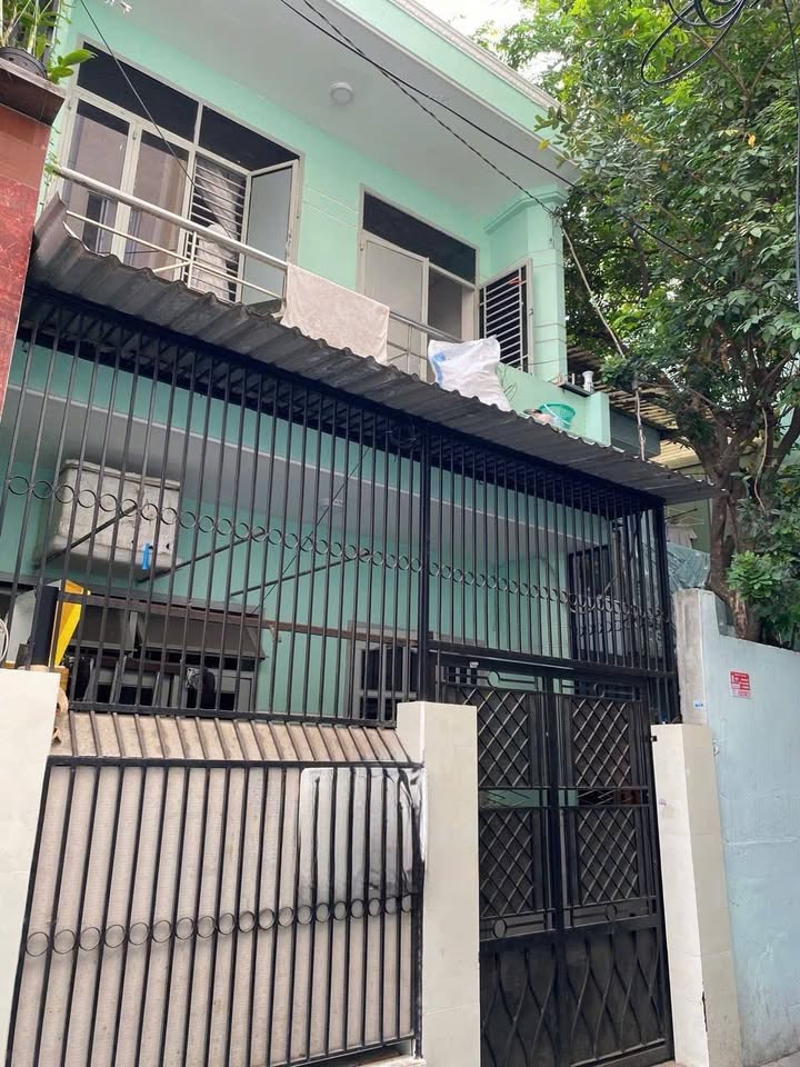 Nhà 2 Tầng 3PN Tân Bình - Giá 10 Triệu/Tháng - Sẵn Ở Ngay