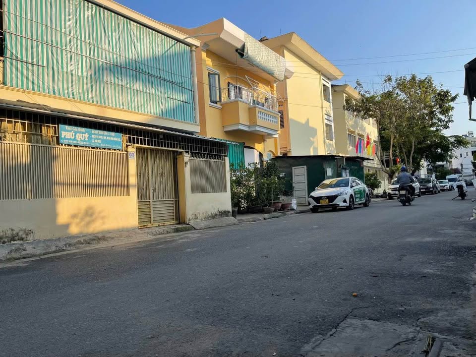 Mặt Tiền Kinh Doanh Cạnh Chợ Đầm Nha Trang - 100m², 17 Tỷ