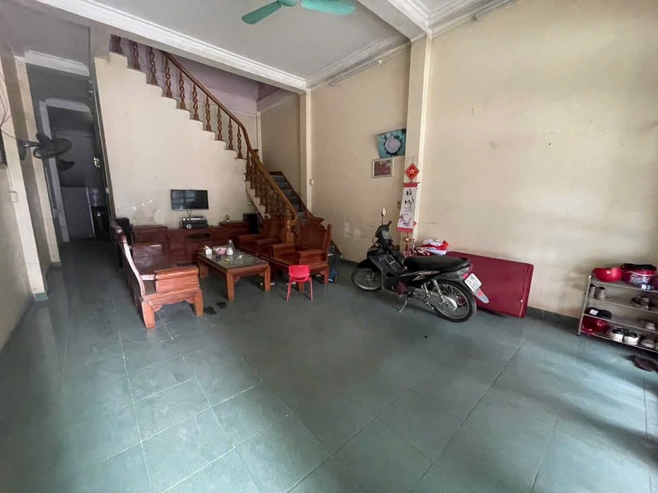 Nhà 1.5 Tầng Mặt Tiền Lê Thanh B1, Lào Cai - Kinh Doanh Đỉnh Cao, Giá Giảm Sốc 3.2 Tỷ