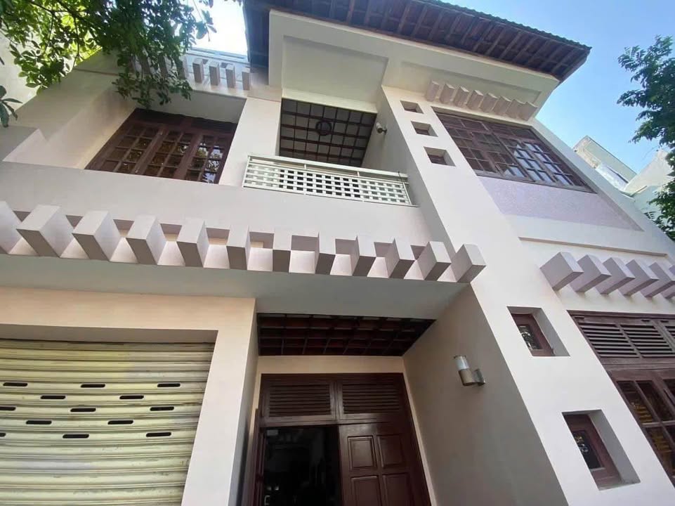 Cho thuê nhà mặt tiền Lý Văn Tố, Sơn Trà – 200m², 4PN, 30 Triệu/Tháng