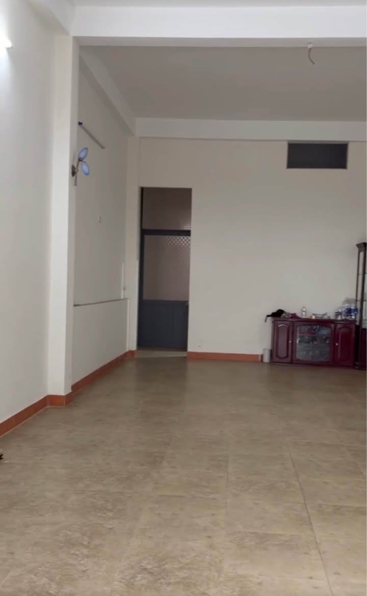 Văn phòng 50m² - Mặt bằng Ỷ Lan Nguyên Phi, Cẩm Lệ - Giá 7 Triệu/Tháng