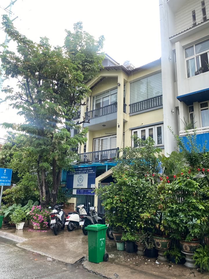 Nhà Phố Mặt Tiền Thân Văn Nhiếp, Thủ Đức - 119m², 3 Tầng, Kinh Doanh Đỉnh Cao