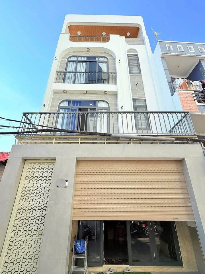 Nhà 4 Tấm Thang Máy 69.3m² Gần Biển Bãi Sau, Vũng Tàu - Giá 11.9 Tỷ