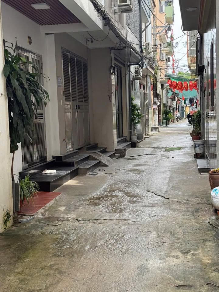 Bán nhà 72m² mặt tiền kinh doanh tại Việt Hưng, Long Biên - Giá 13 tỷ